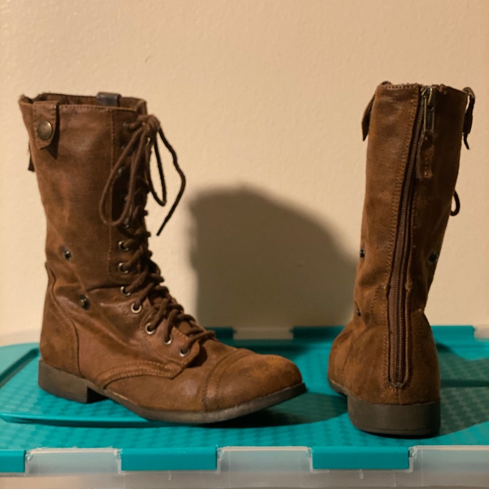 Women’s boots